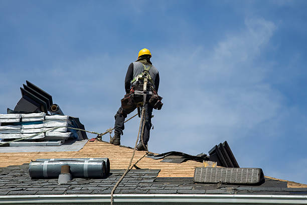 Professional Gutter Installation technician working in Clinton, IA
